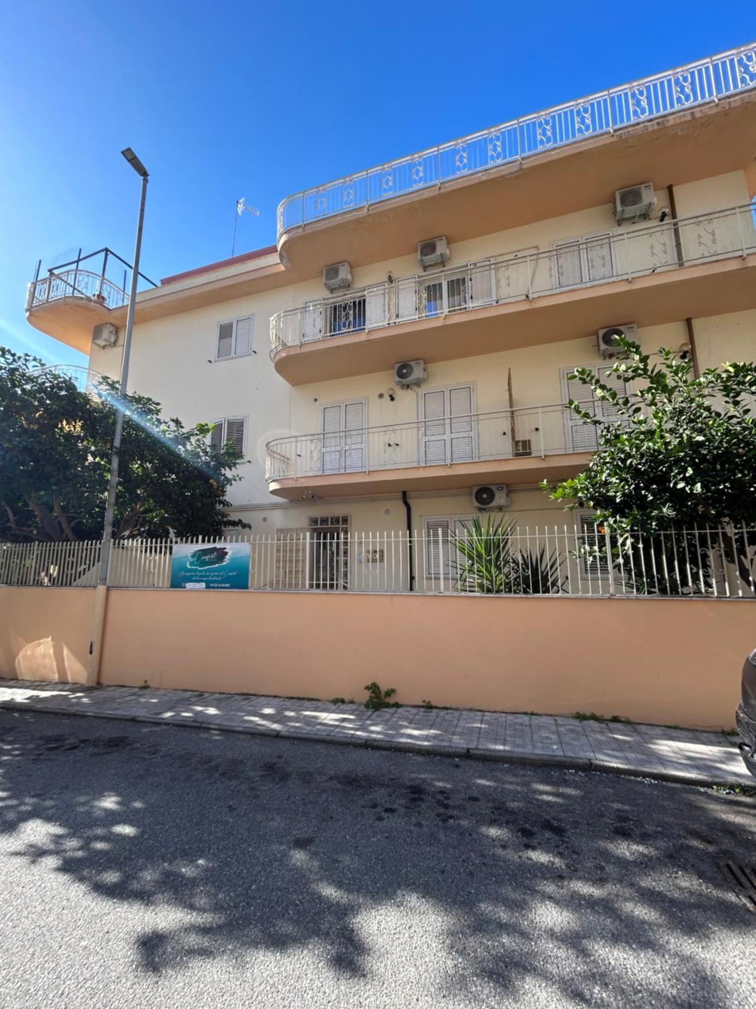 B&B Confort Reggio di Calabria Kültér fotó